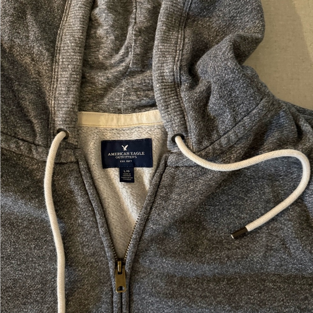 American Eagle Outfitters y2k zip-up gray hoodie